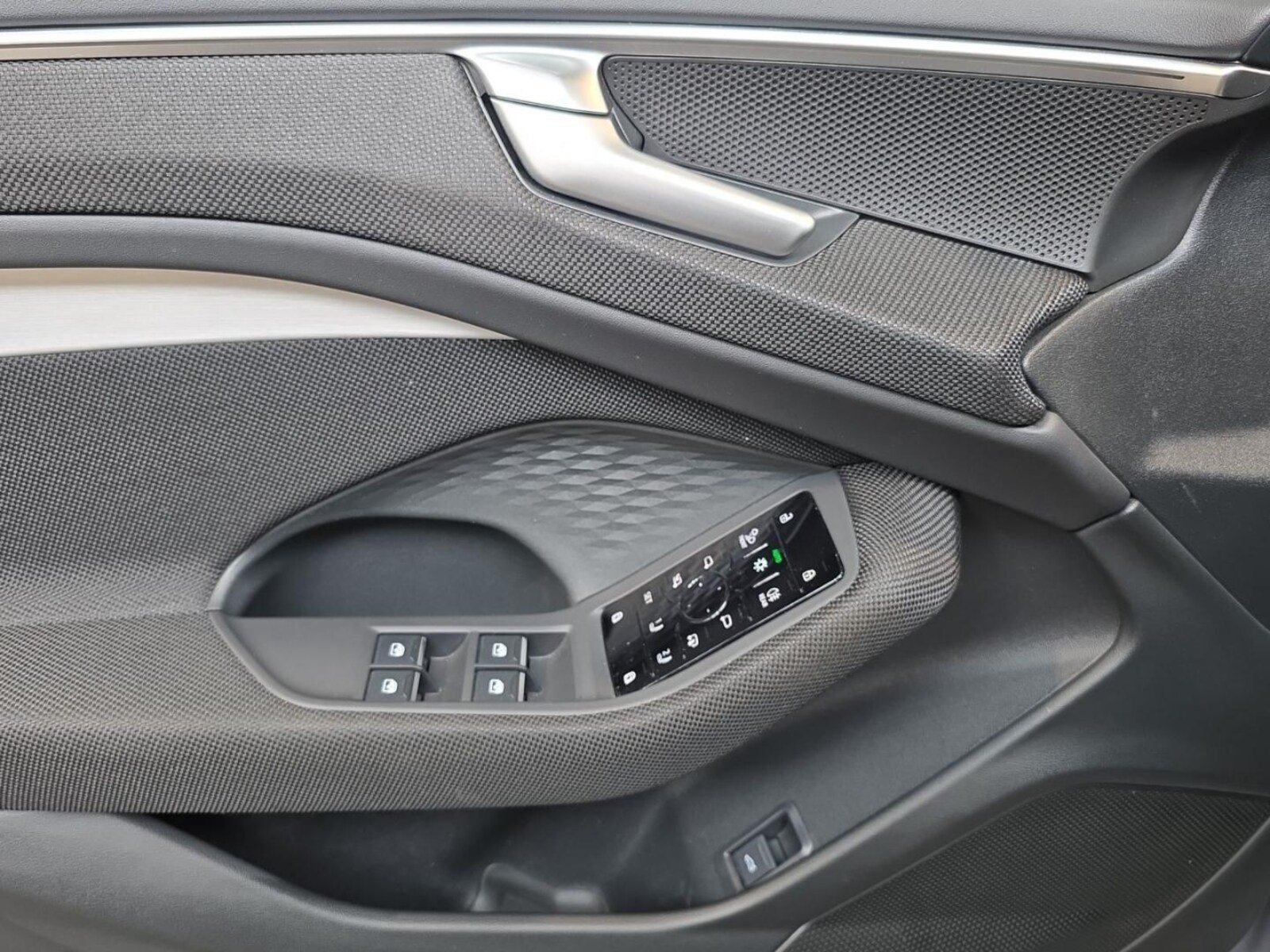 Audi A6 Avant – Bild 7