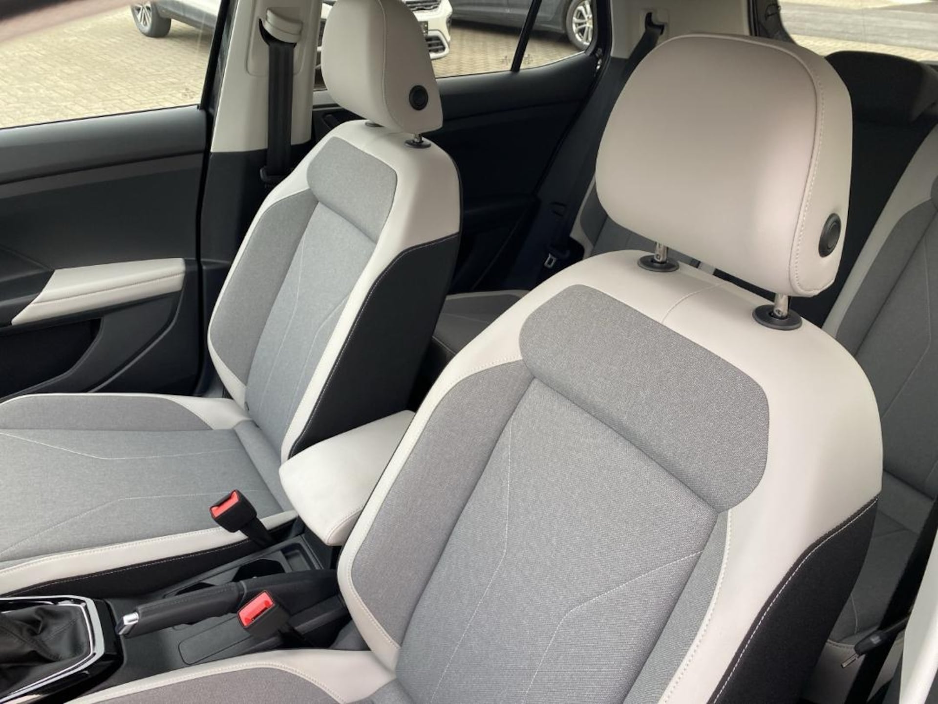 Volkswagen T-Cross Style