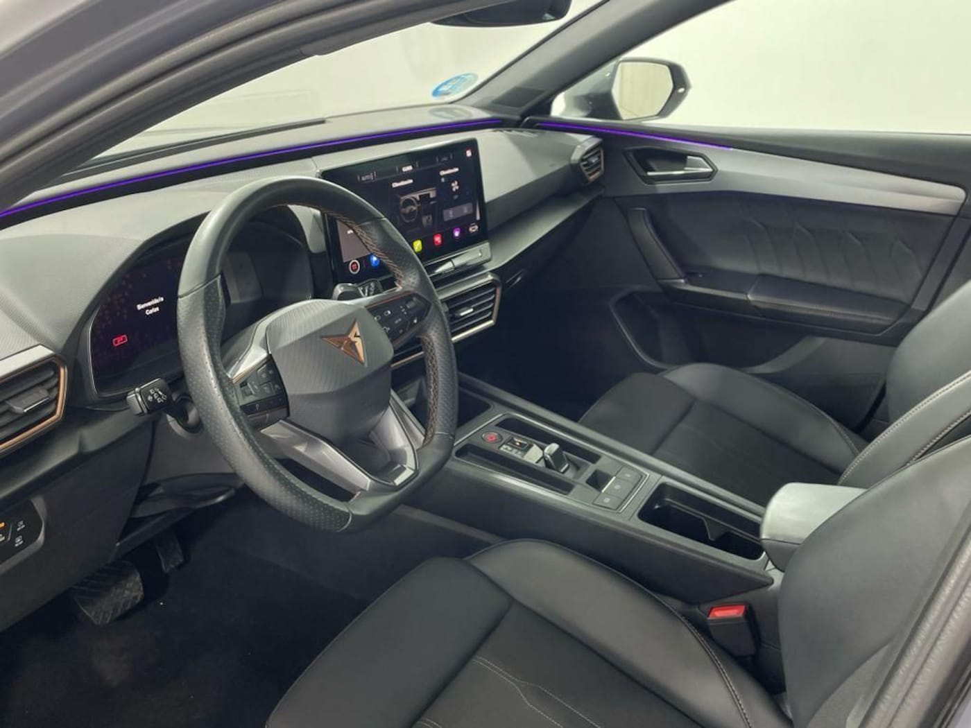 CUPRA Leon León 1.5 eTSI DSG 110 kW (150 CV) — photo 17