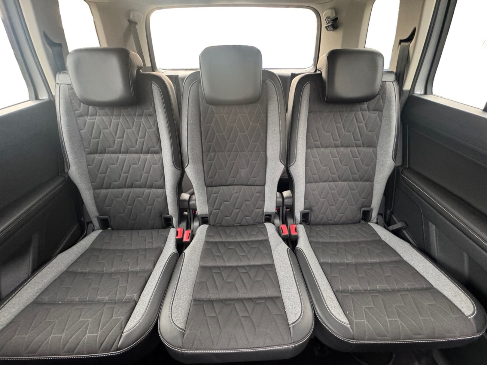 Volkswagen Touran – Bild 13