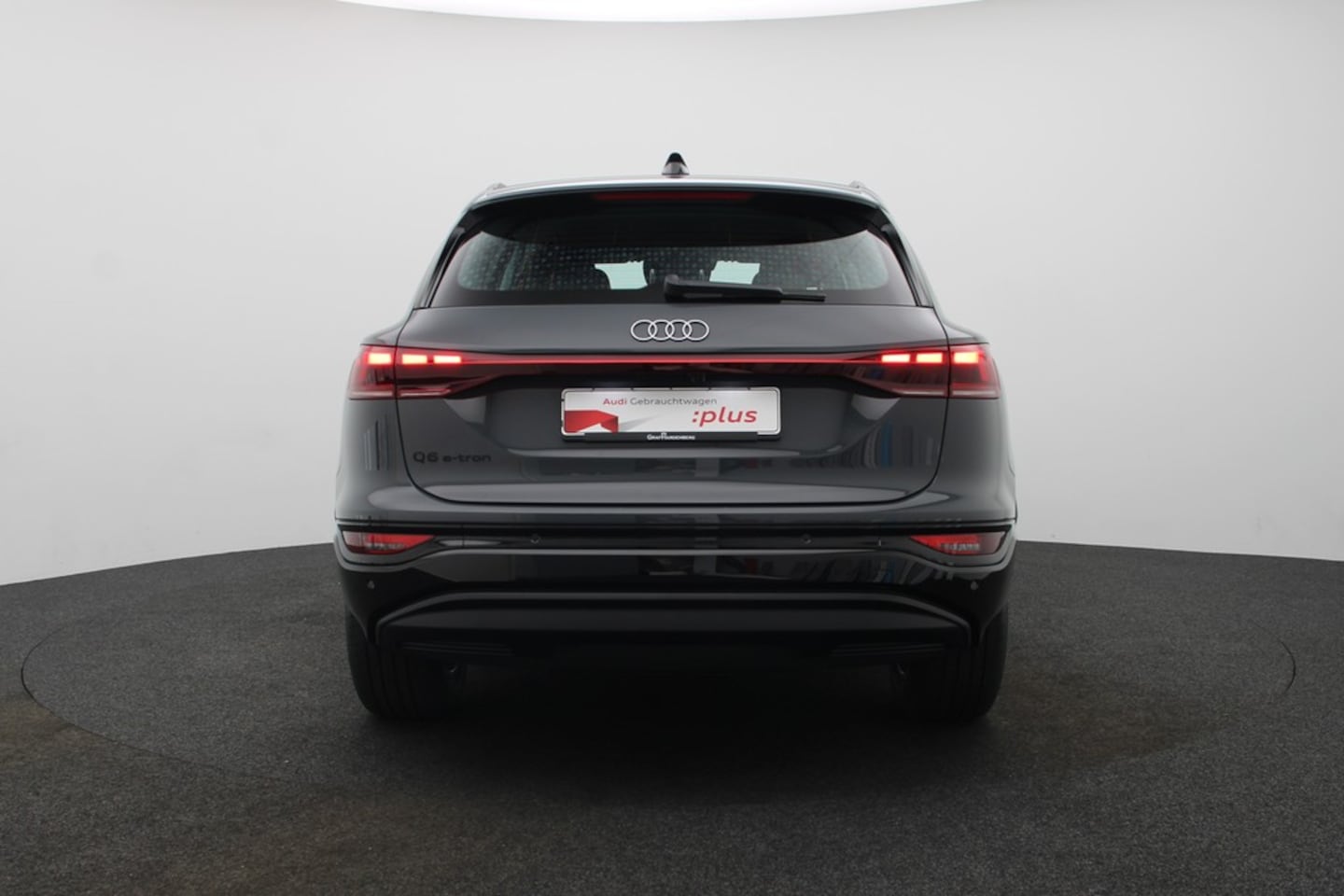 Bild über Audi Q6 SUV e-tron e-tron 185 kW - für weitere Informationen kontaktieren Sie den Audi Partner