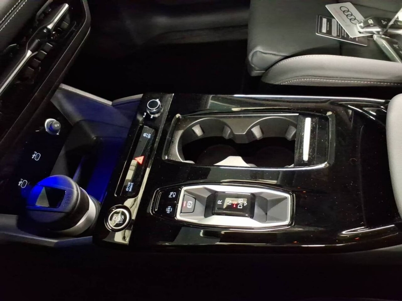 Audi Q6 e-tron – Bild 10