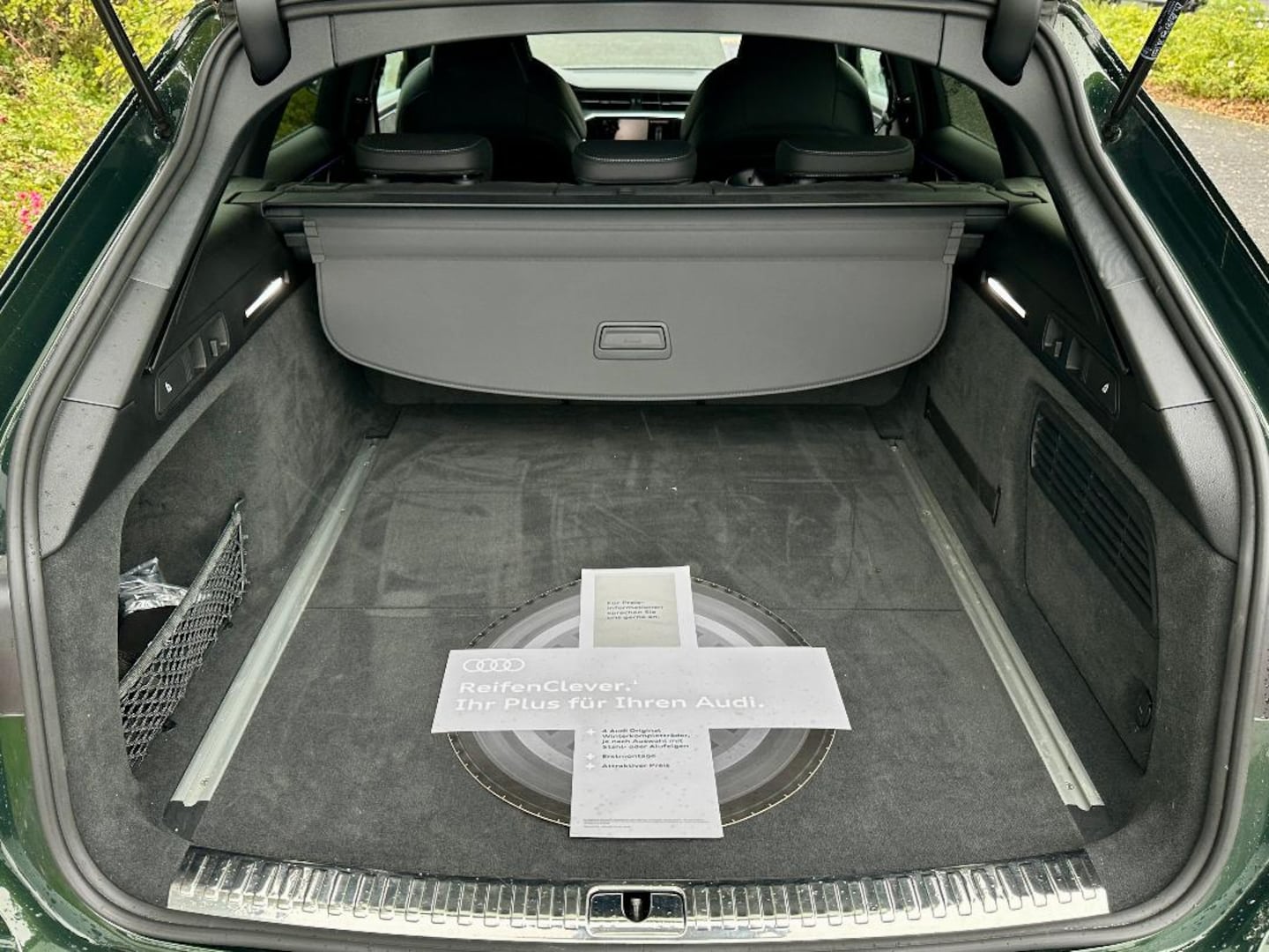 Bild über Audi S6 Avant TDI quattro tiptronic - für weitere Informationen kontaktieren Sie den Audi Partner