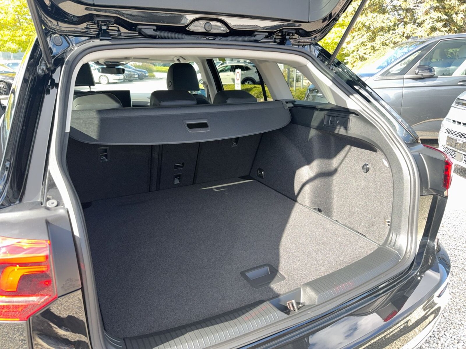 Volkswagen Golf Variant – Bild 16
