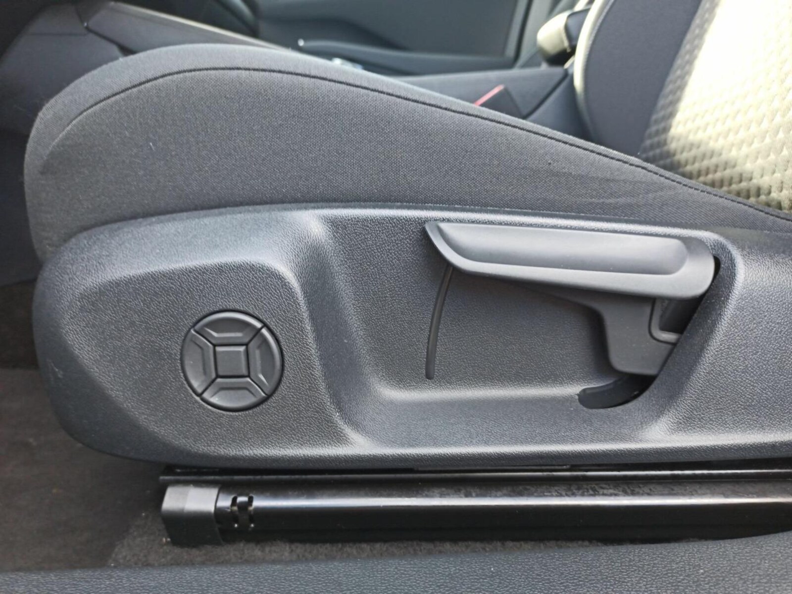 Volkswagen T-Roc – Bild 8