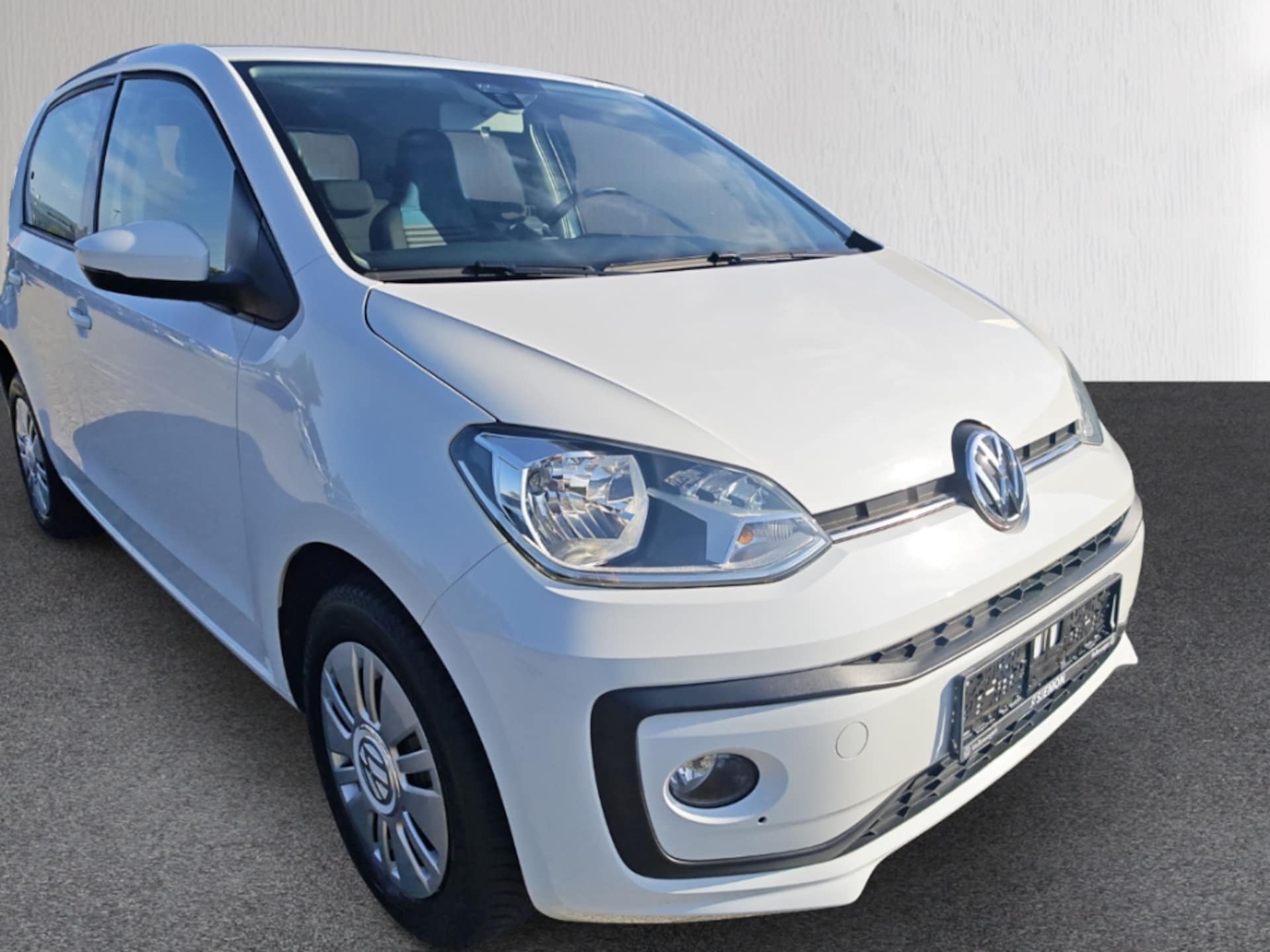 Volkswagen up! move up!