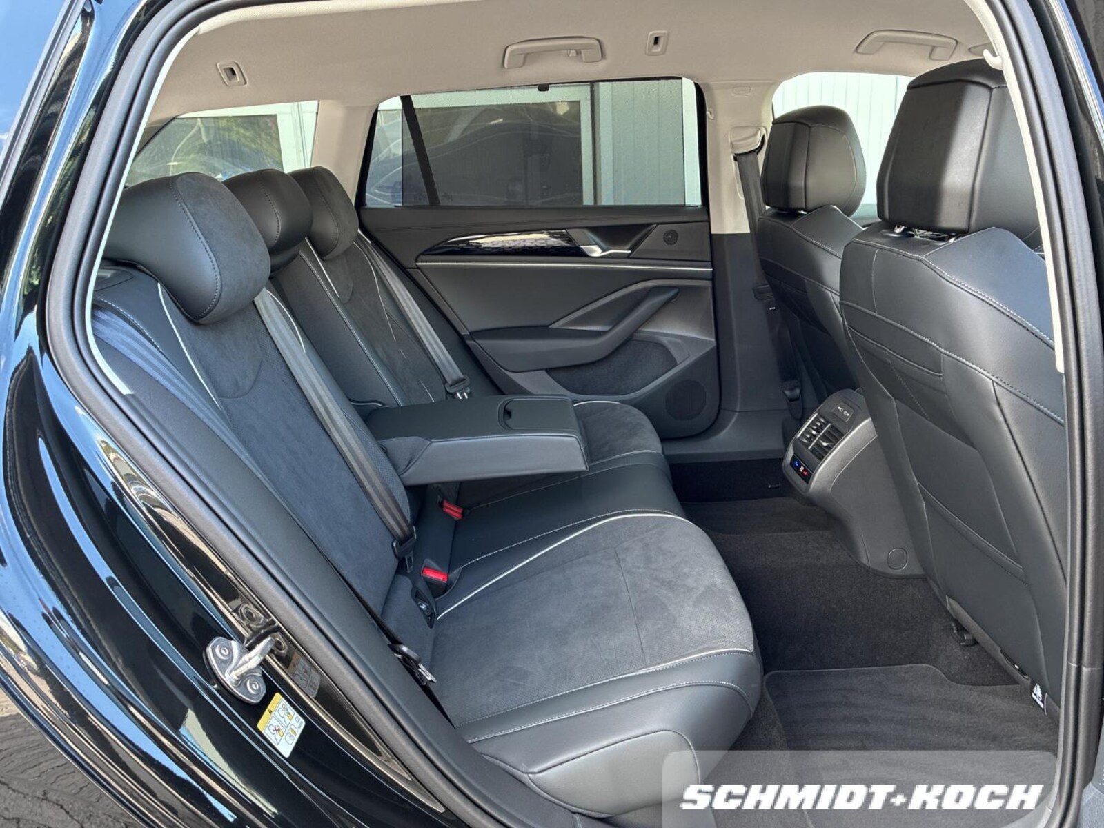 Volkswagen Passat – Bild 13
