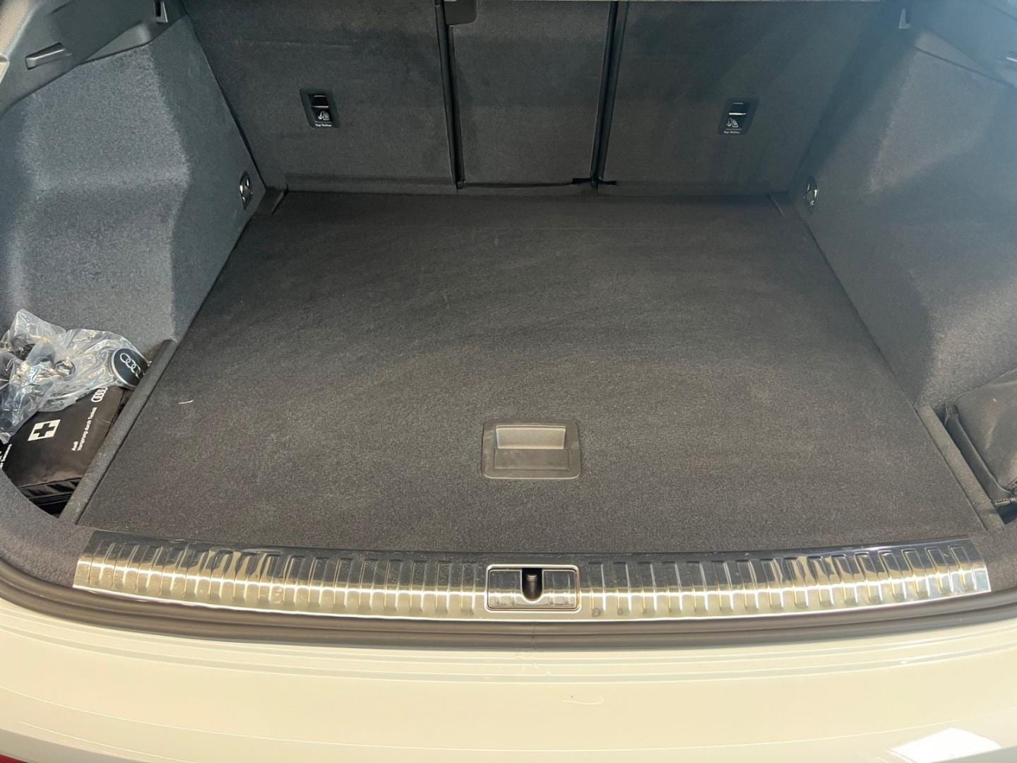 Bild über Audi Q3 TDI 110 kW S tronic - für weitere Informationen kontaktieren Sie den Audi Partner