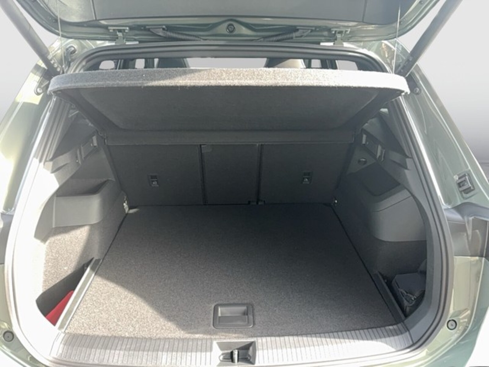 Volkswagen Tiguan – Bild 12