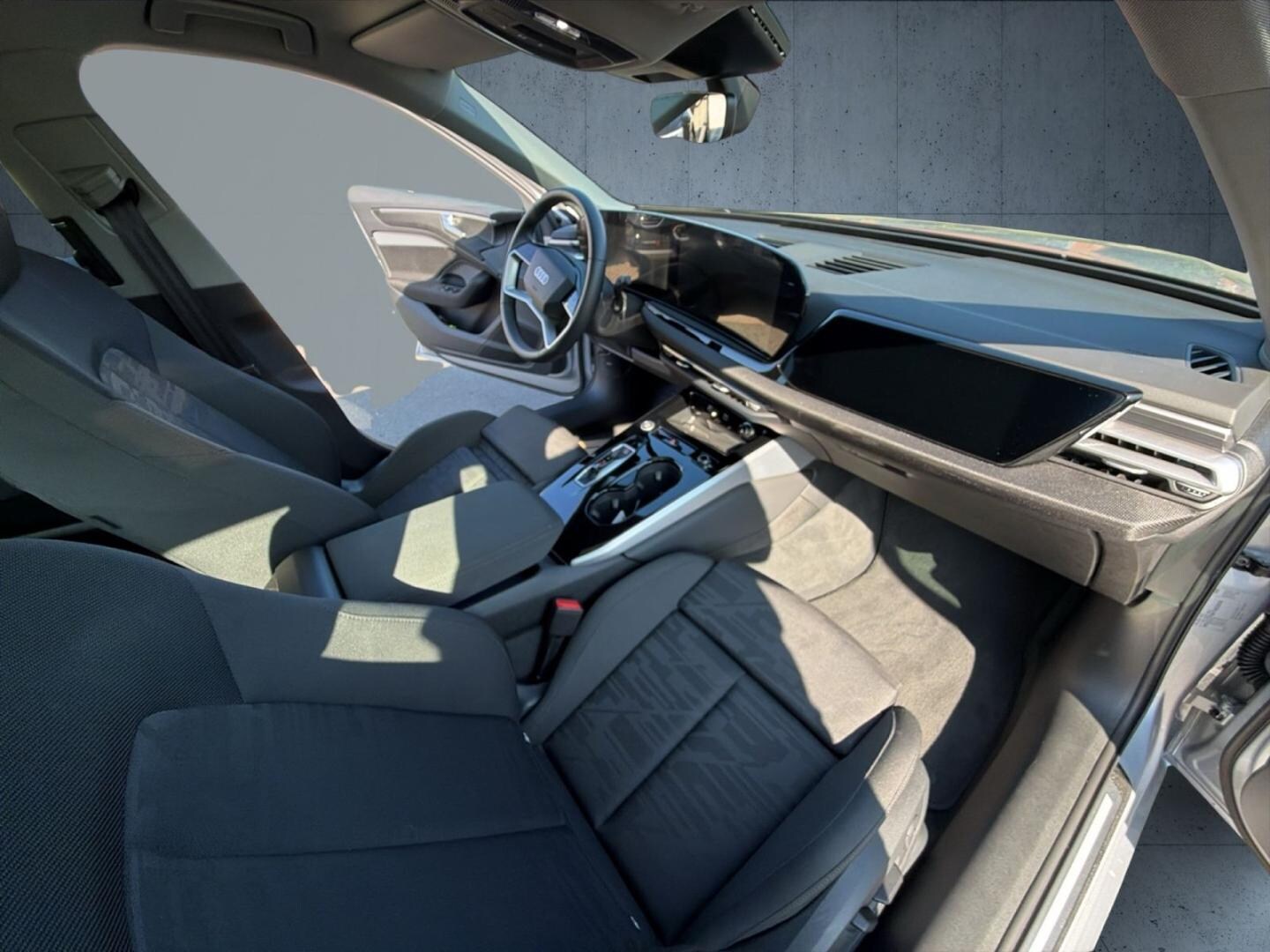 Bild über Audi A6 Avant TFSI 150 kW S tronic - für weitere Informationen kontaktieren Sie den Audi Partner