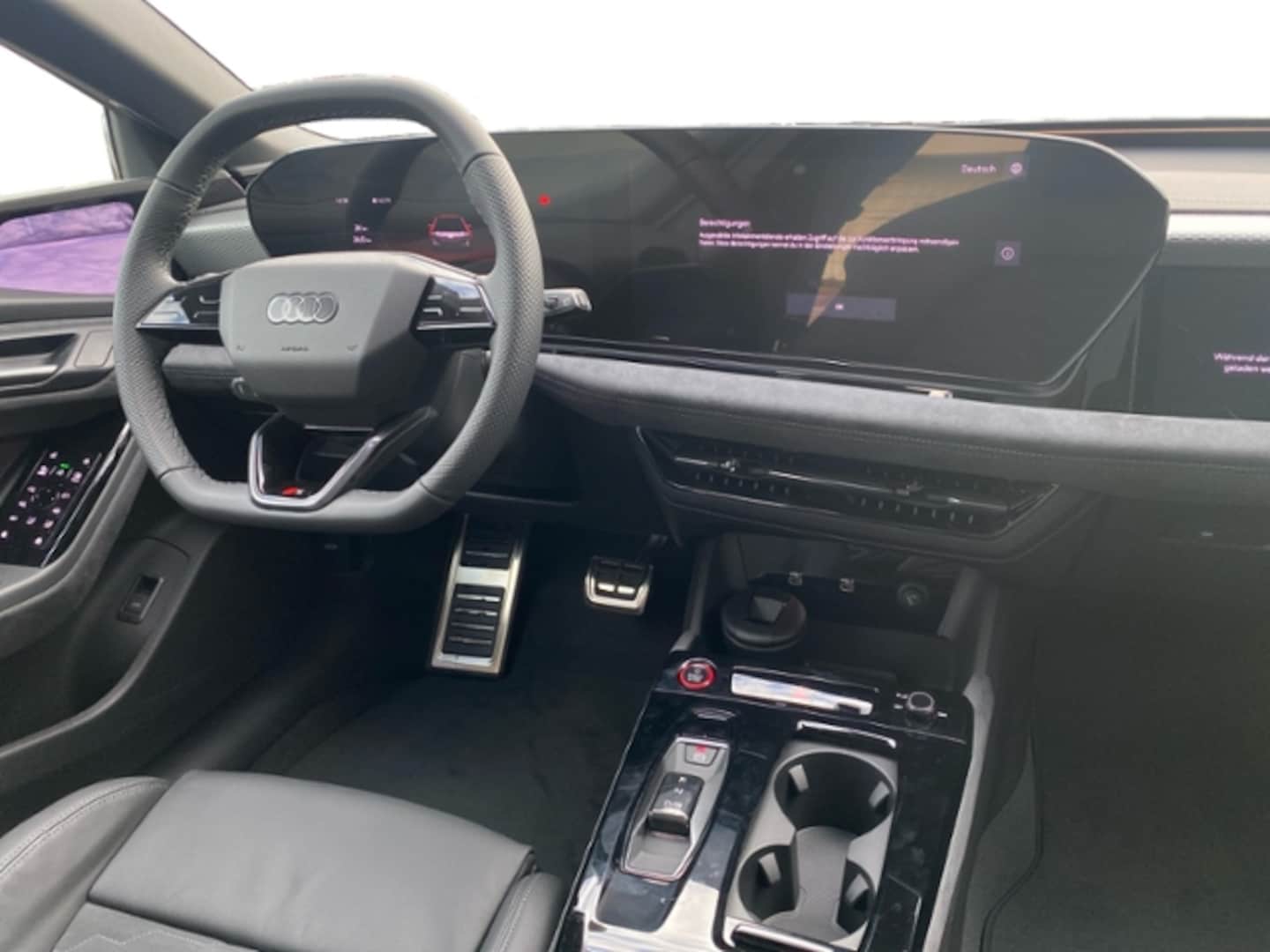 Bild über Audi A6 Avant e-tron e-tron performance - für weitere Informationen kontaktieren Sie den Audi Partner