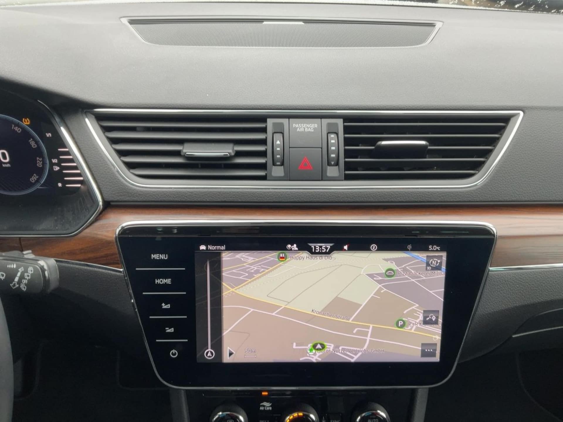 Skoda Superb Combi Scout