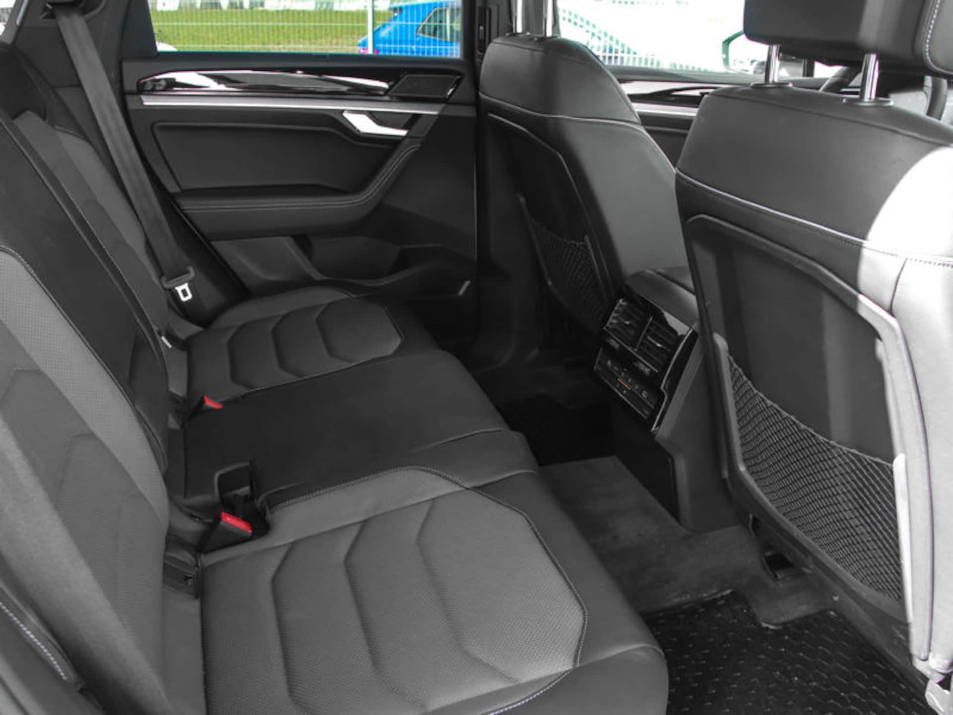 Volkswagen Touareg R-Line