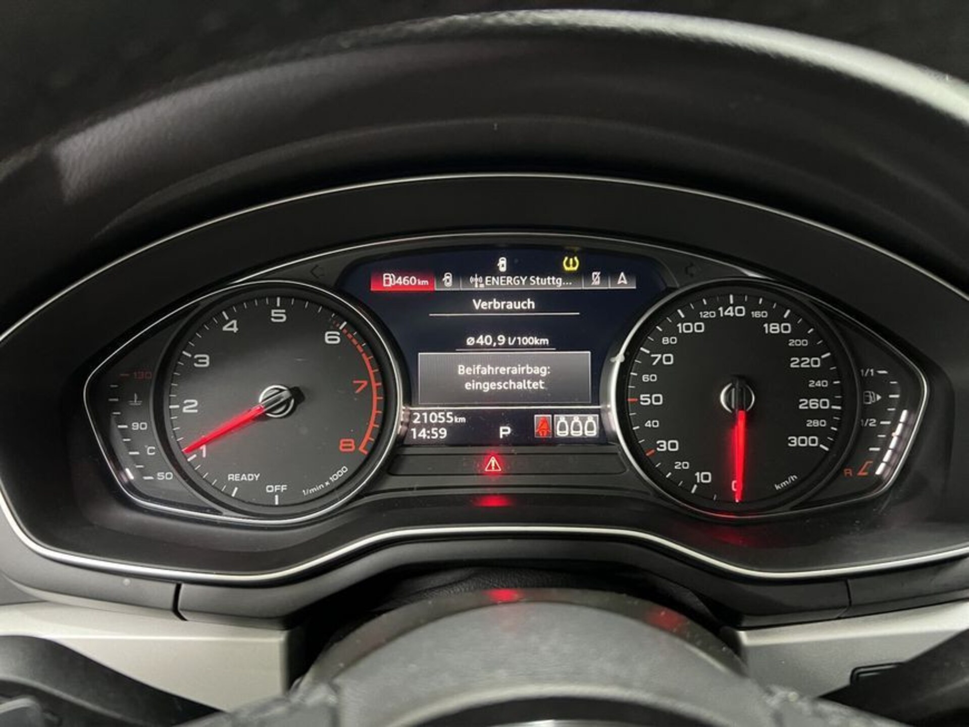 Audi A4 Avant S line