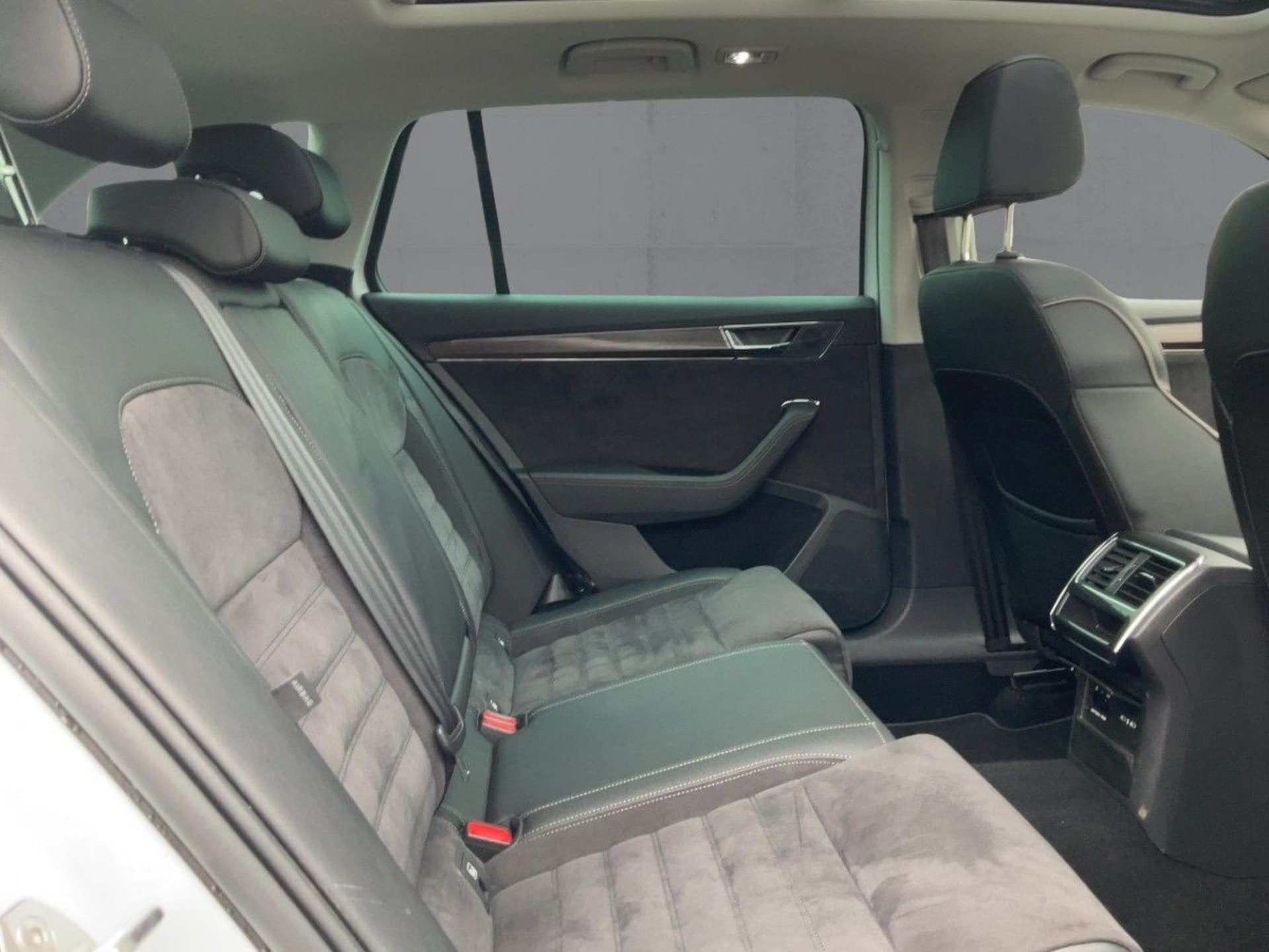 Skoda Superb Combi Scout