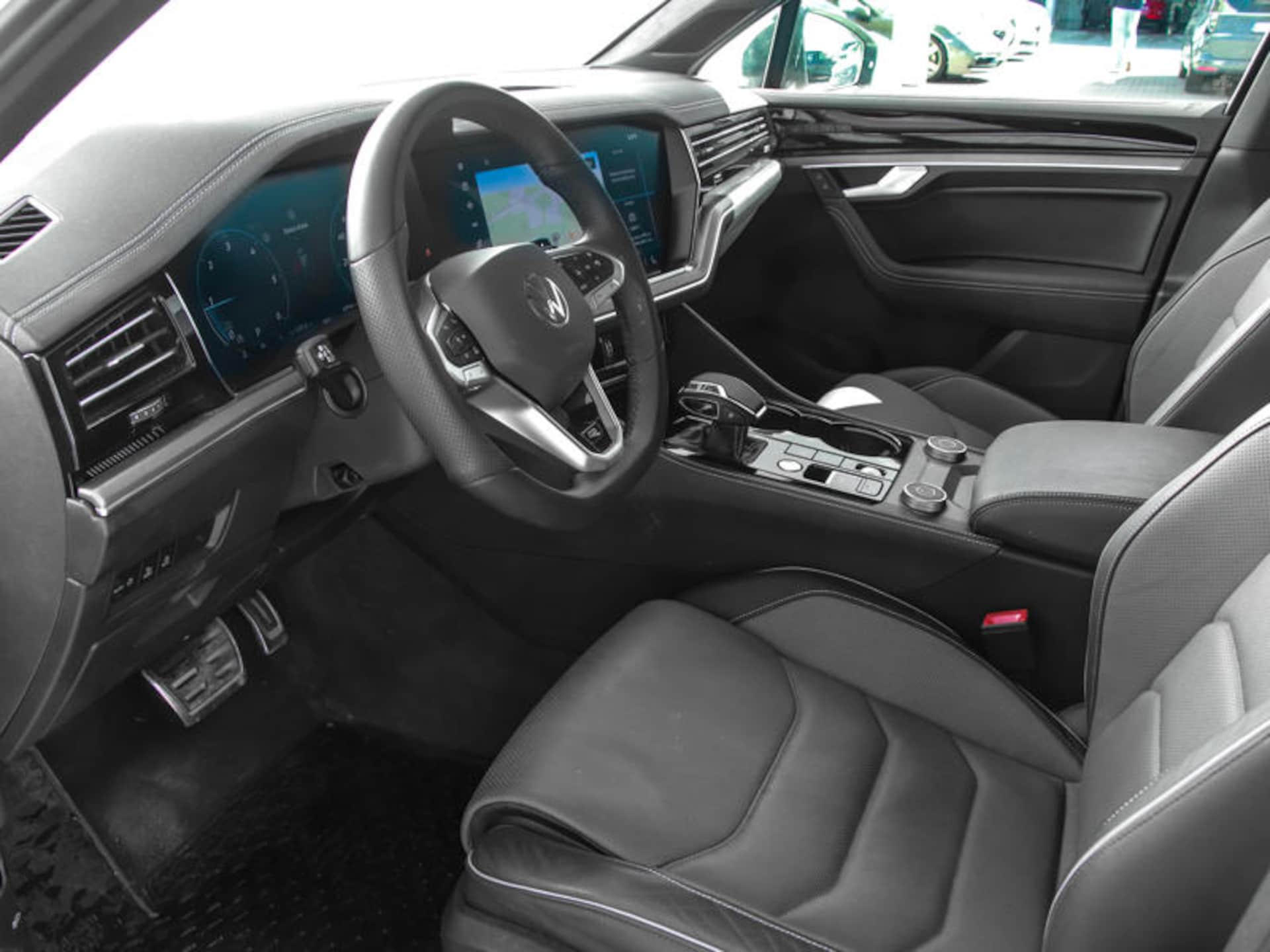 Volkswagen Touareg R-Line