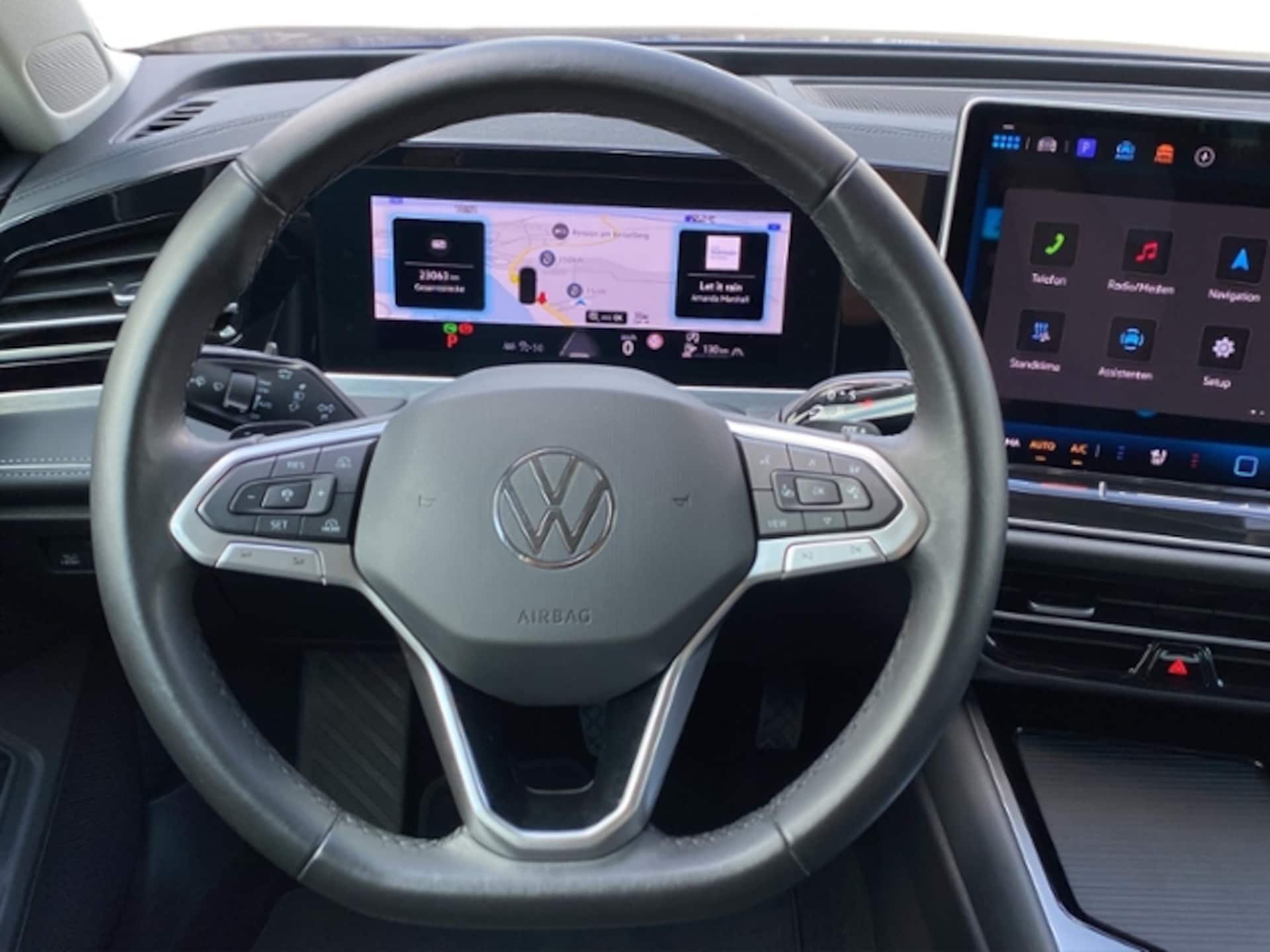 Volkswagen Passat Elegance
