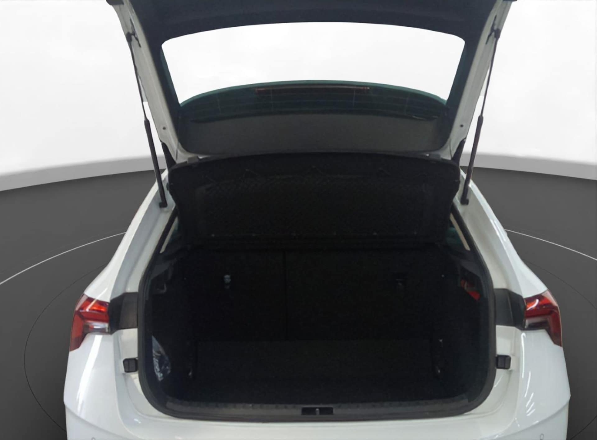 Skoda Scala Tour