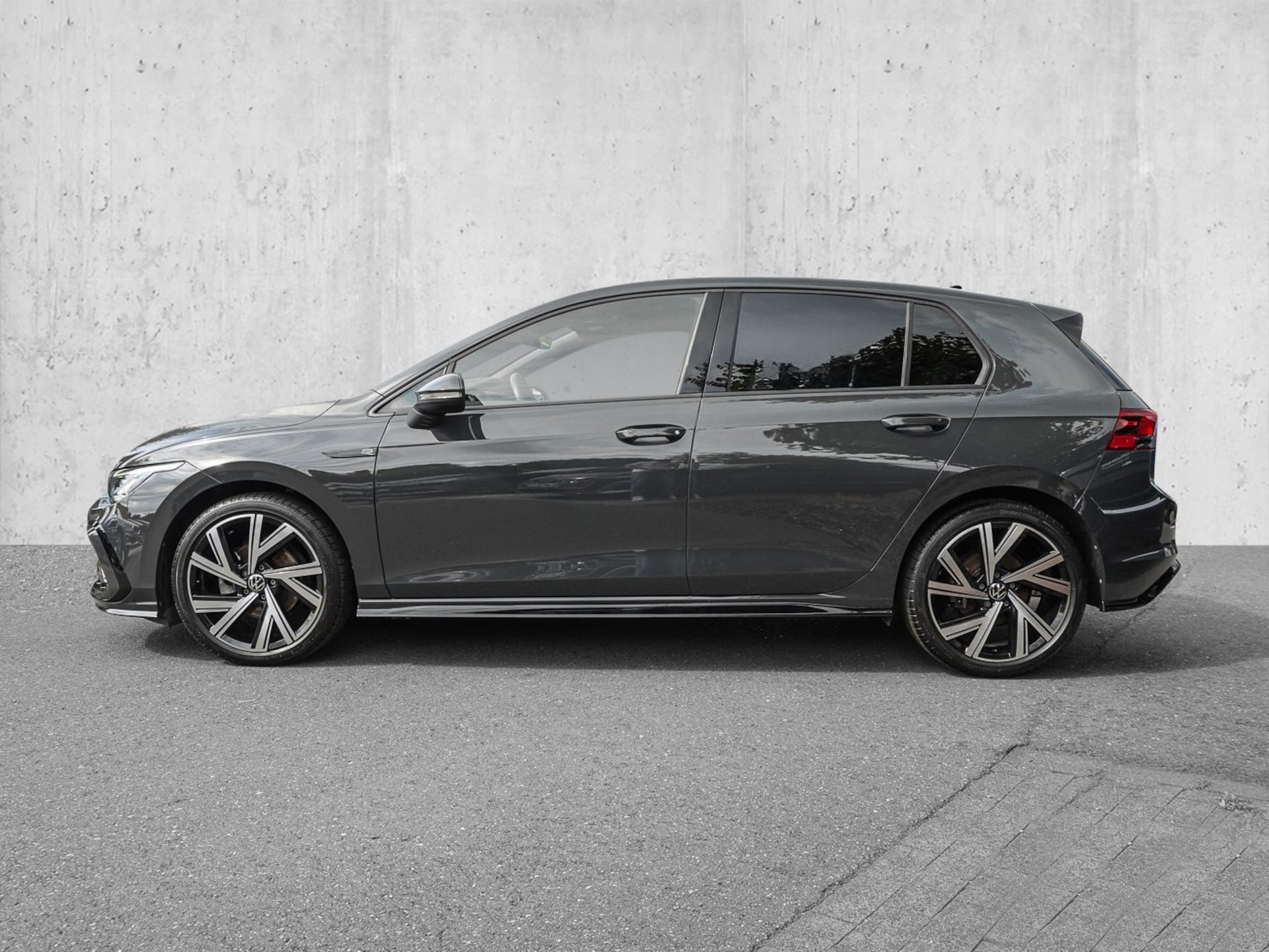 Volkswagen Golf R-Line