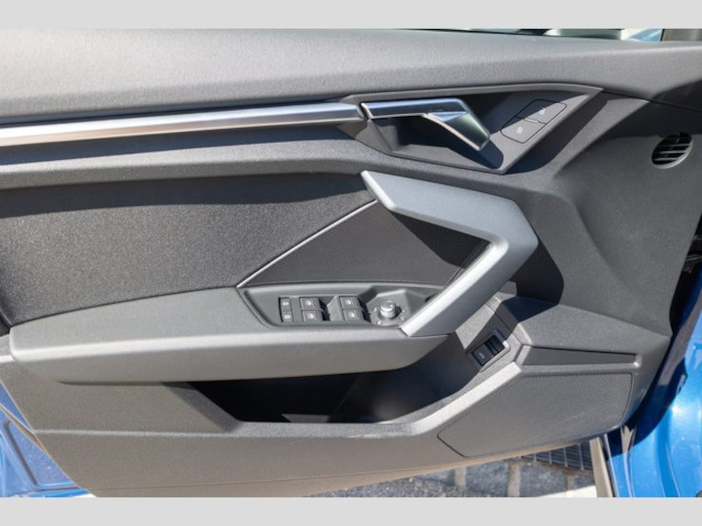 Bild über Audi A3 Limousine S line 35 TDI S tronic - für weitere Informationen kontaktieren Sie den Audi Partner