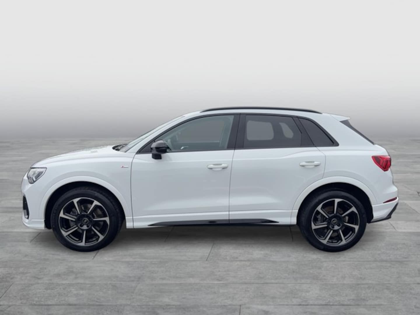 Bild über Audi Q3 TFSI quattro 180 kW S tronic - für weitere Informationen kontaktieren Sie den Audi Partner