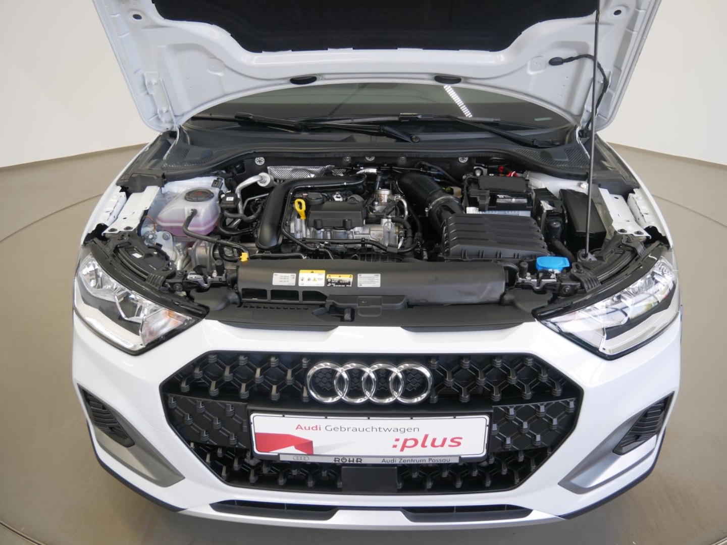 Bild über Audi A1 allstreet 30 TFSI Schaltgetriebe - für weitere Informationen kontaktieren Sie den Audi Partner