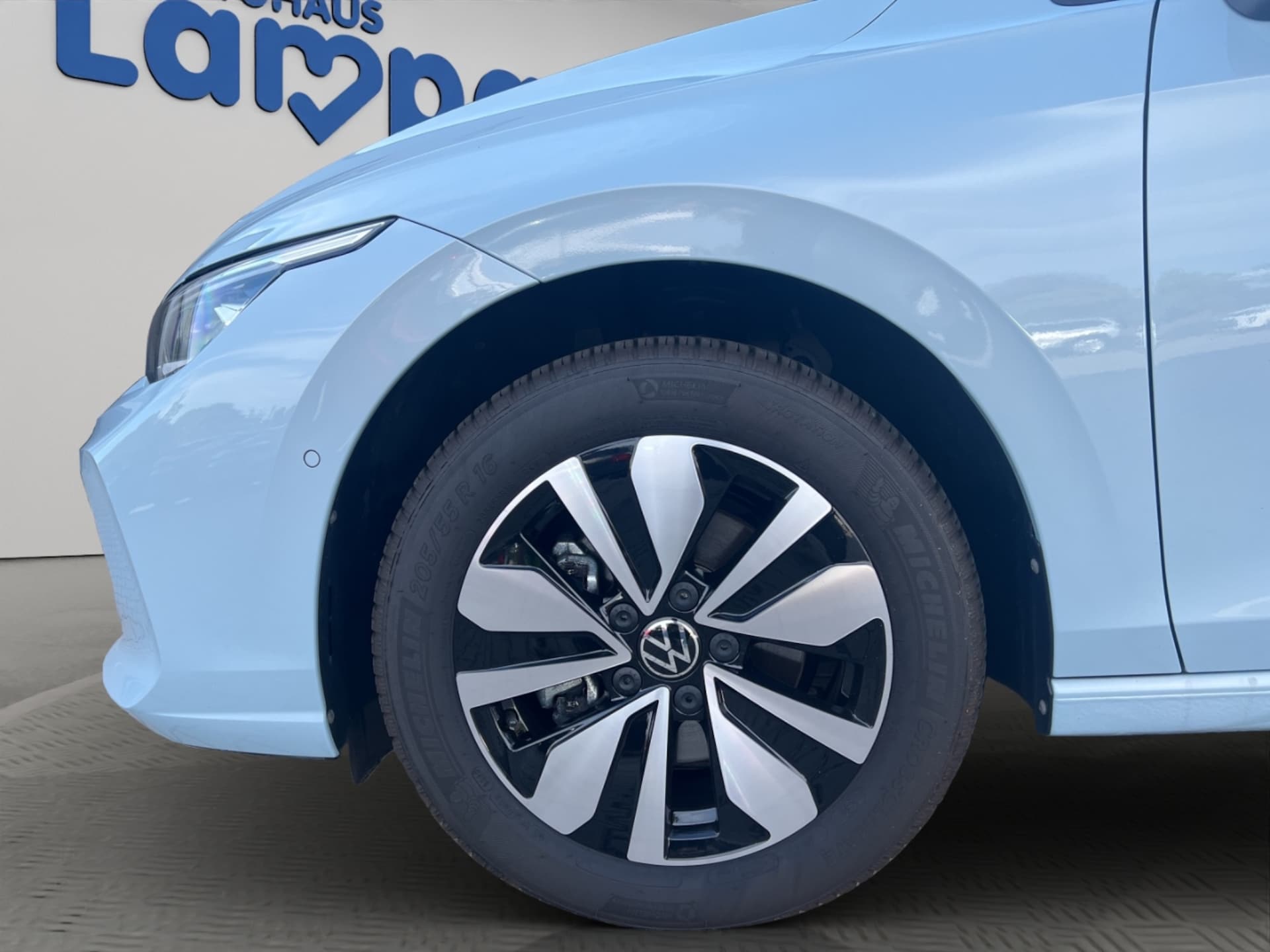 Volkswagen Golf Life