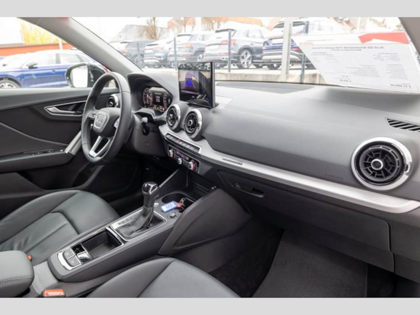 Bild über Audi Q2 advanced 40 TFSI quattro S tronic - für weitere Informationen kontaktieren Sie den Audi Partner