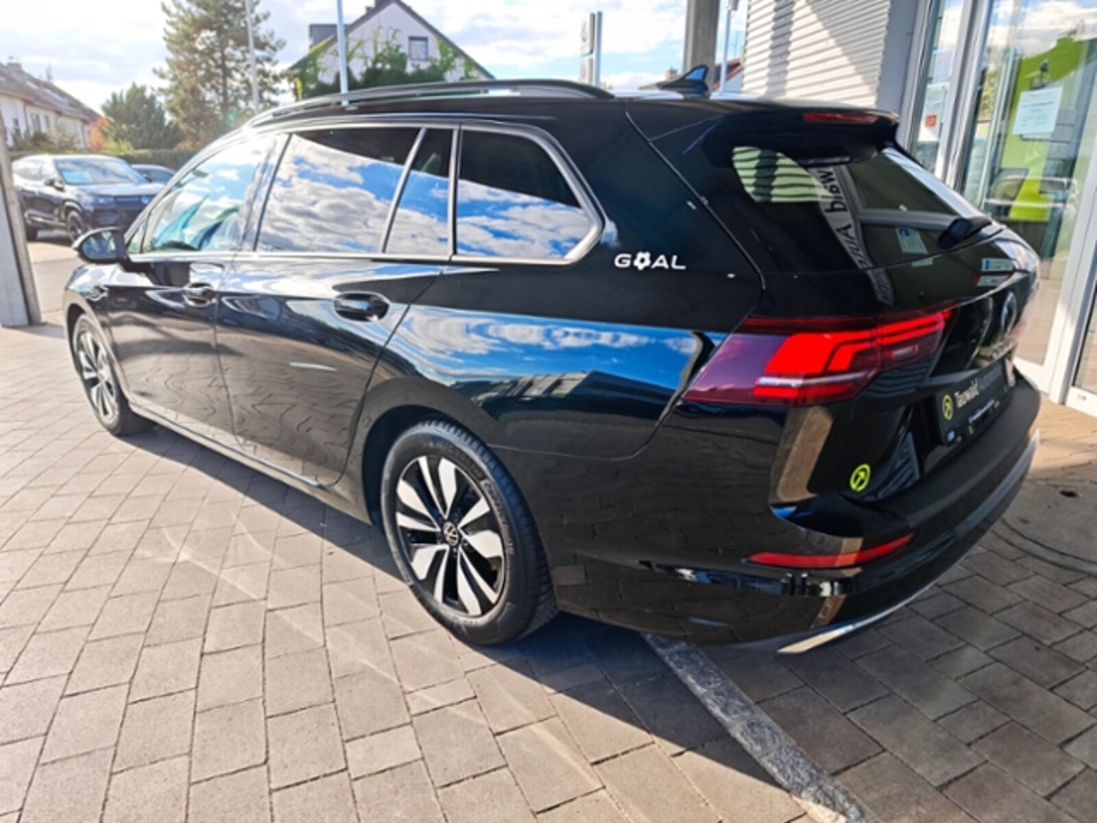 Volkswagen Golf Variant – Bild 8