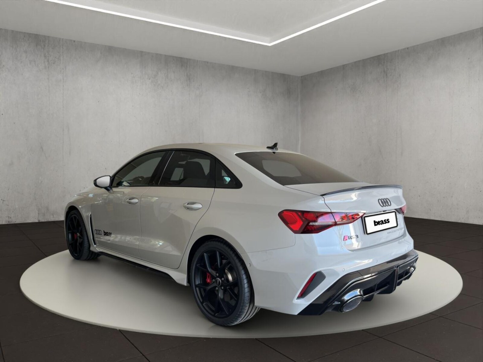 Audi RS 3 Limousine – Bild 2