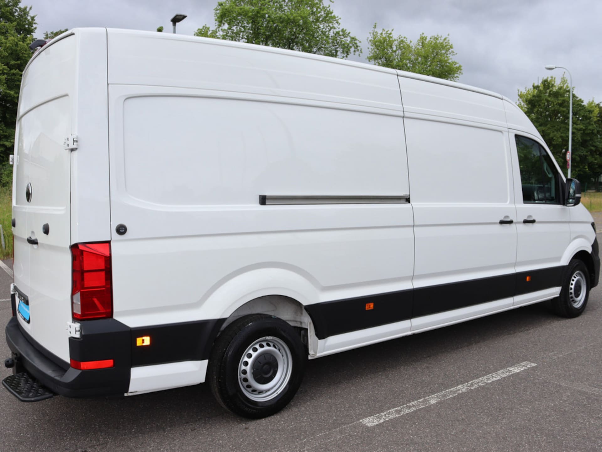 Volkswagen Crafter Kasten langer Radstand