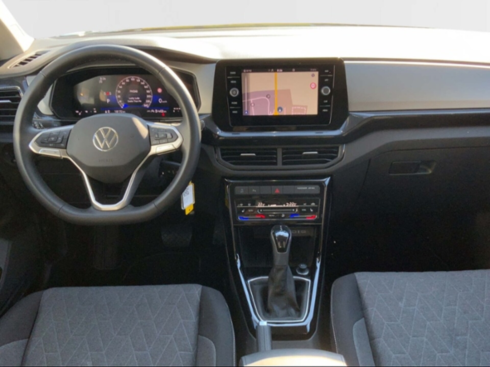 Volkswagen T-Cross Life