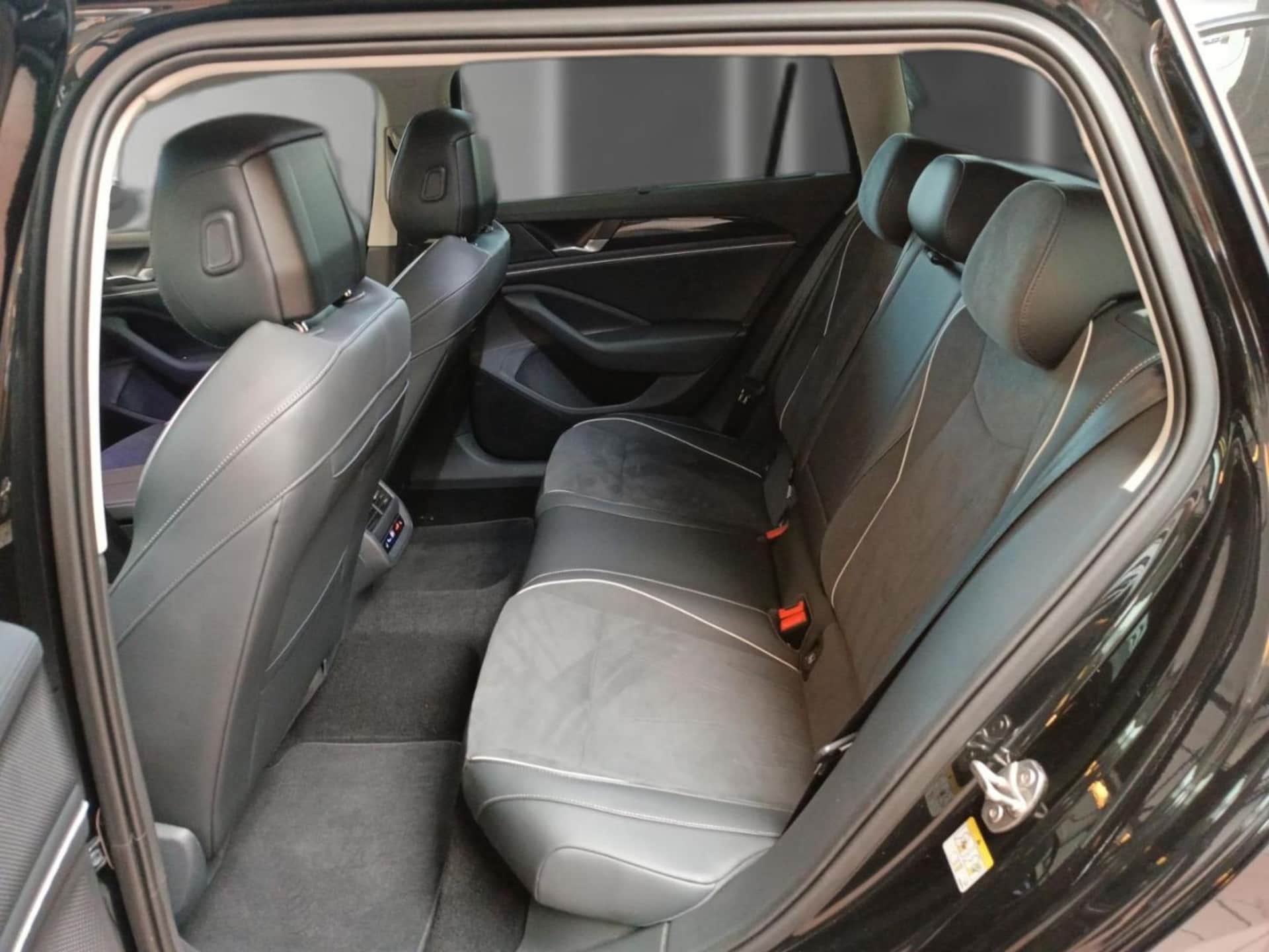 Volkswagen Passat Business