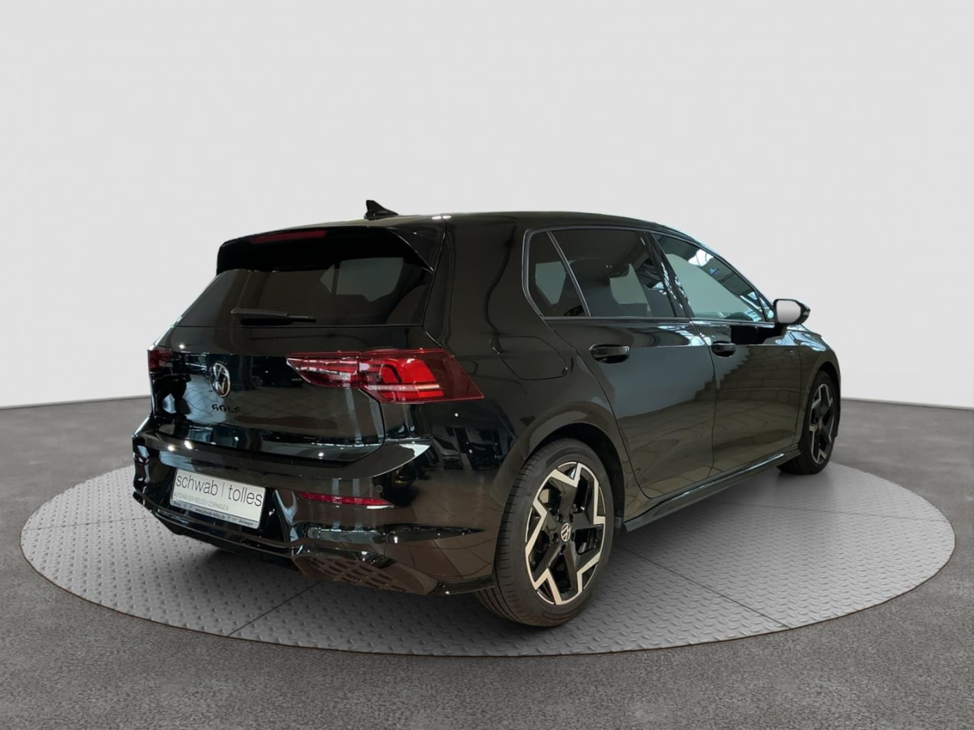 Volkswagen Golf R-Line