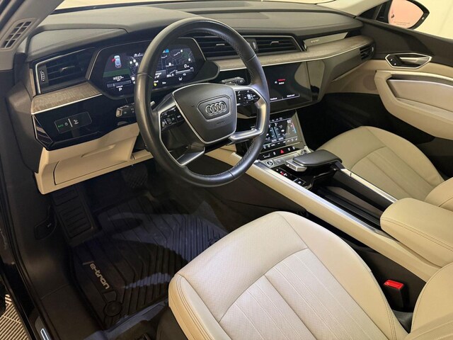 2024 Audi Q8 e-tron