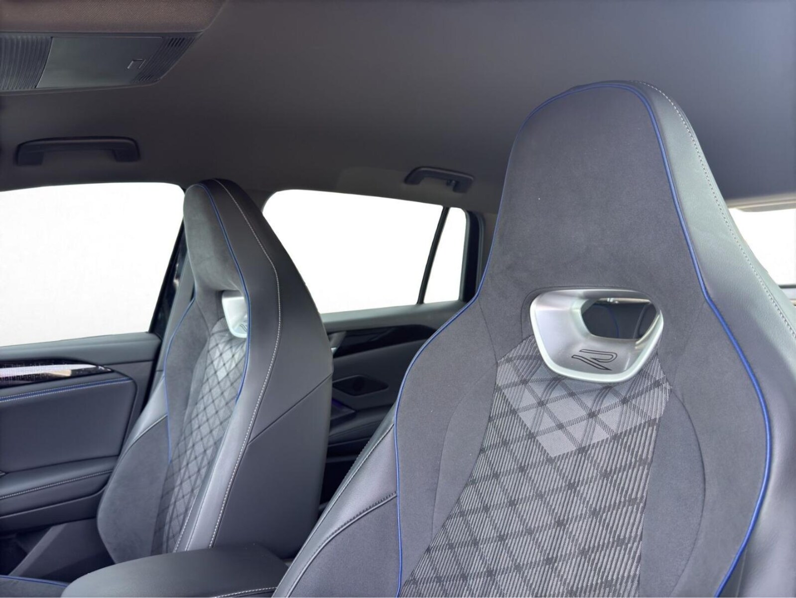 Volkswagen Tiguan – Bild 10