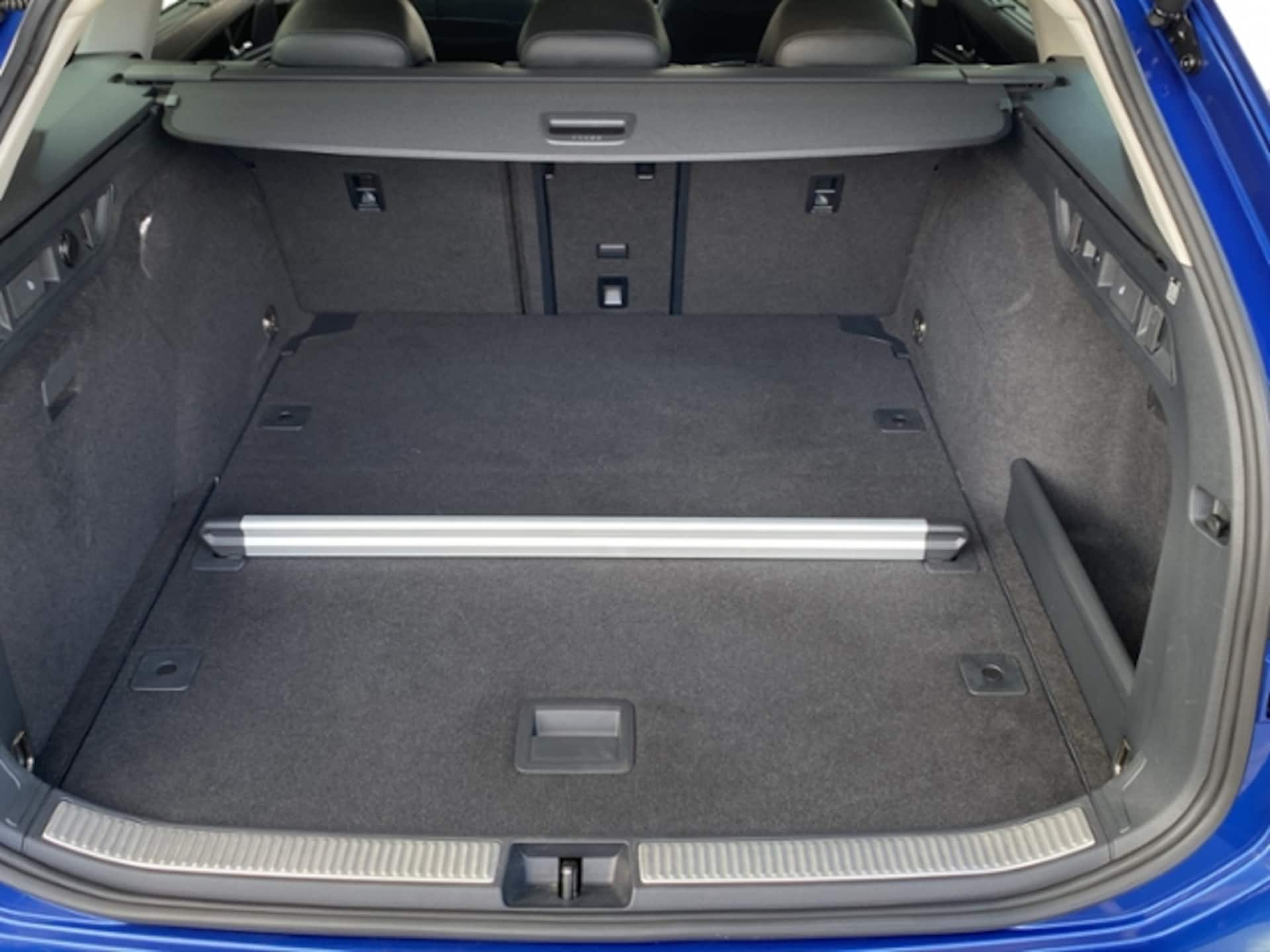 Volkswagen Passat Elegance