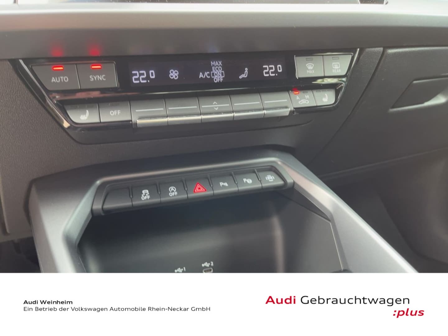 Bild über Audi A3 allstreet 35 TFSI S tronic - für weitere Informationen kontaktieren Sie den Audi Partner