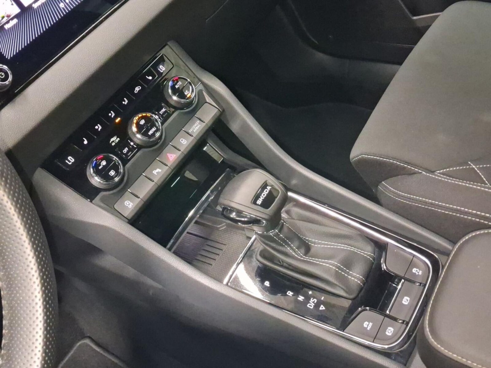Škoda Karoq – Bild 11