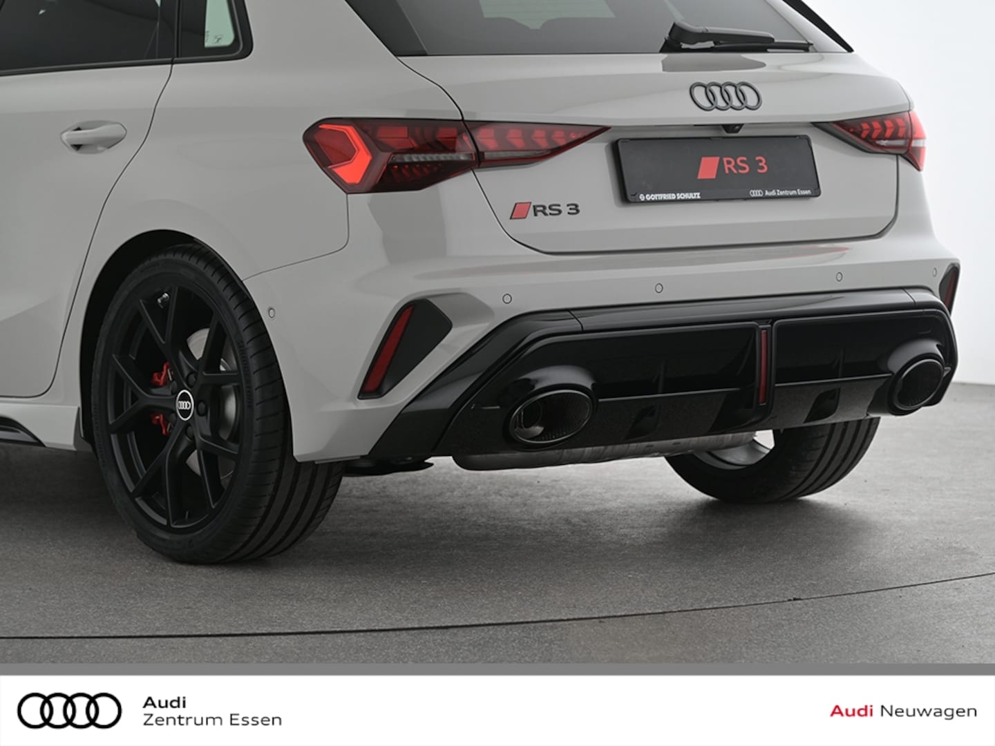 Bild über Audi RS 3 Sportback TFSI quattro 294 kW S tronic - für weitere Informationen kontaktieren Sie den Audi Partner