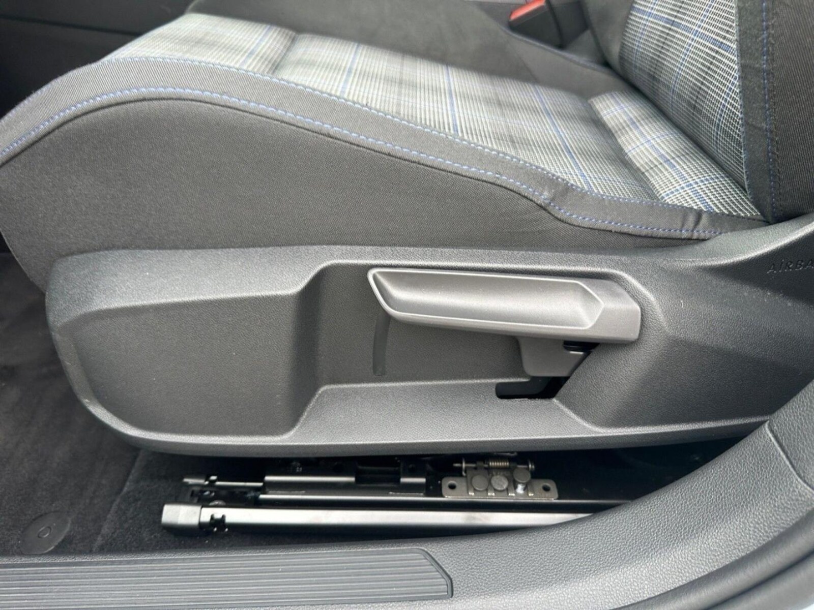 Volkswagen Golf – Bild 21
