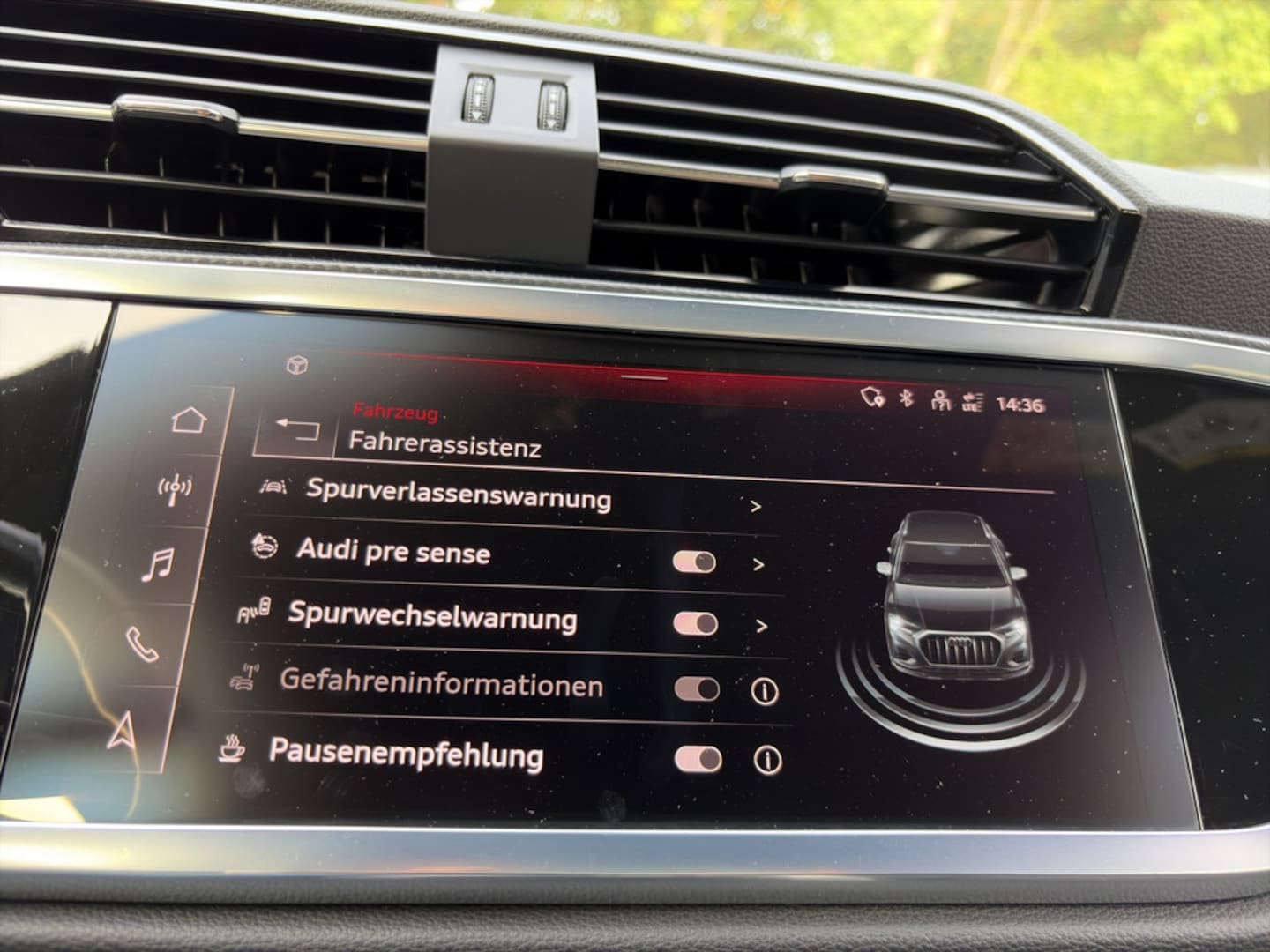 Bild über Audi Q3 S line 35 TFSI S tronic - für weitere Informationen kontaktieren Sie den Audi Partner