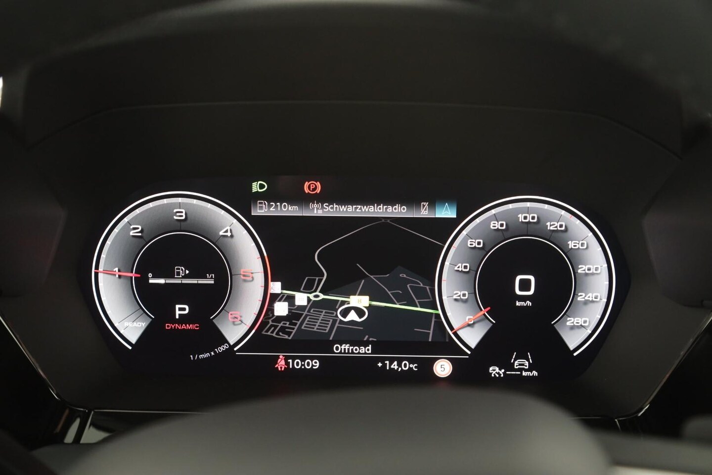 Bild über Audi A3 allstreet TDI 110 kW S tronic - für weitere Informationen kontaktieren Sie den Audi Partner