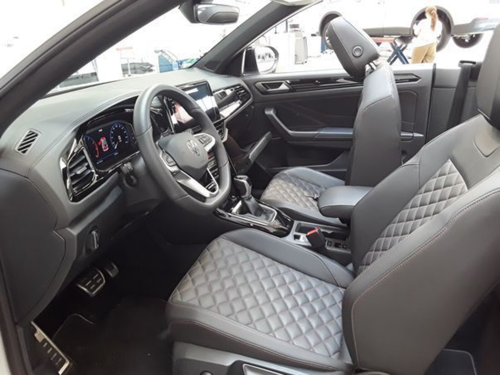 Volkswagen T-Roc Cabriolet – Bild 6