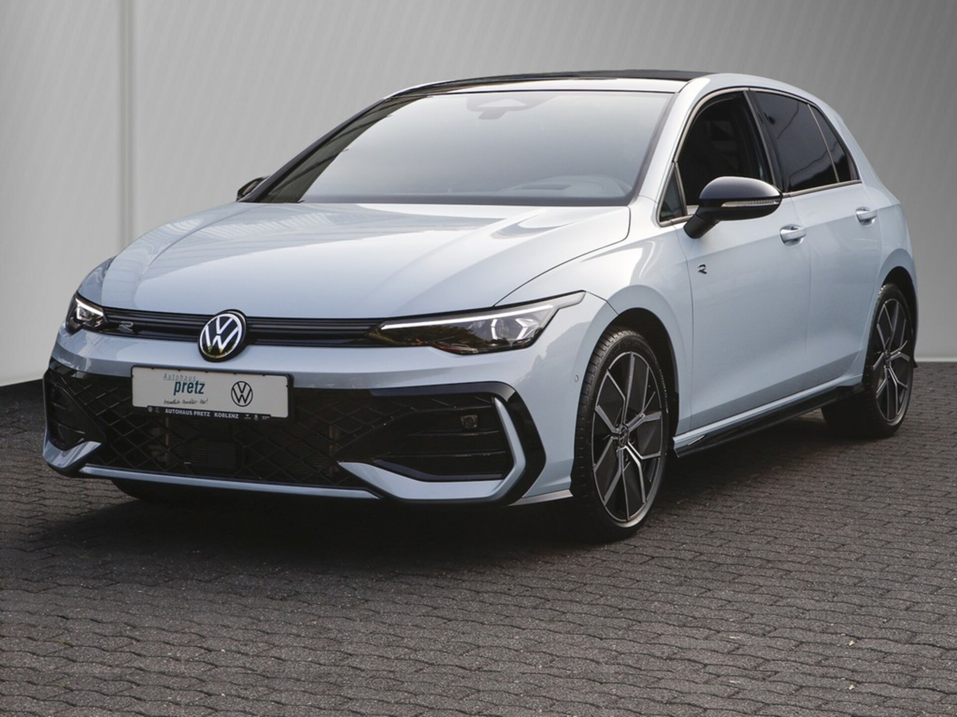 Volkswagen Golf R-Line