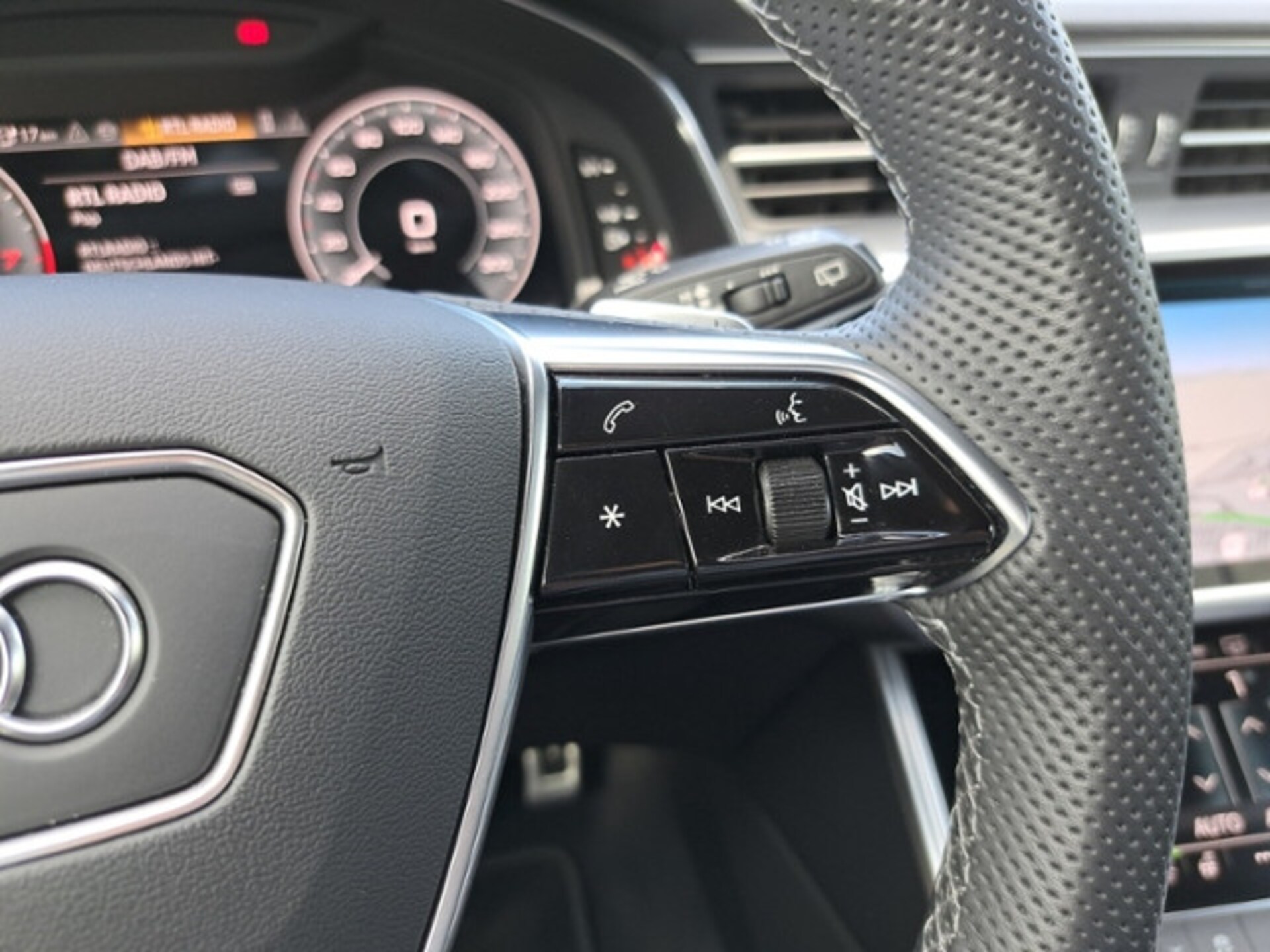 Audi A6 Avant TFSI e Design