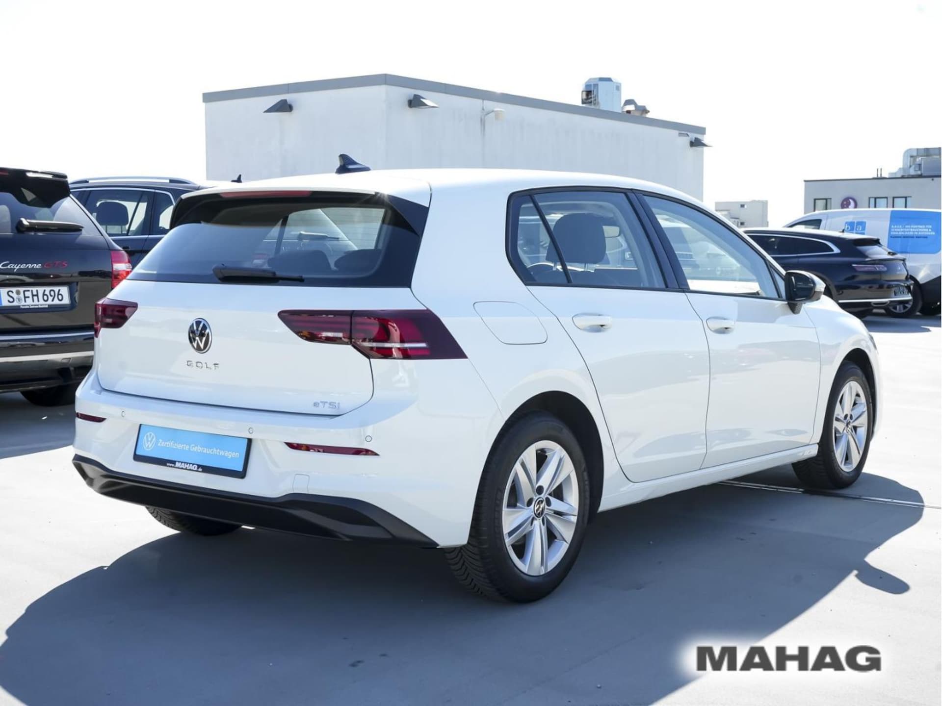 Volkswagen Golf Life