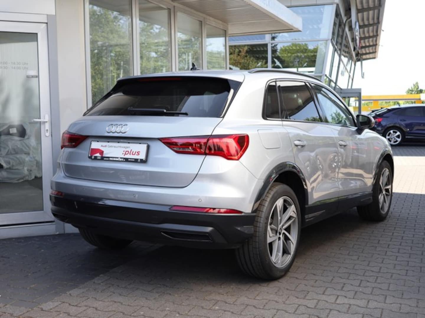 Bild über Audi Q3 TFSI 110 kW S tronic - für weitere Informationen kontaktieren Sie den Audi Partner