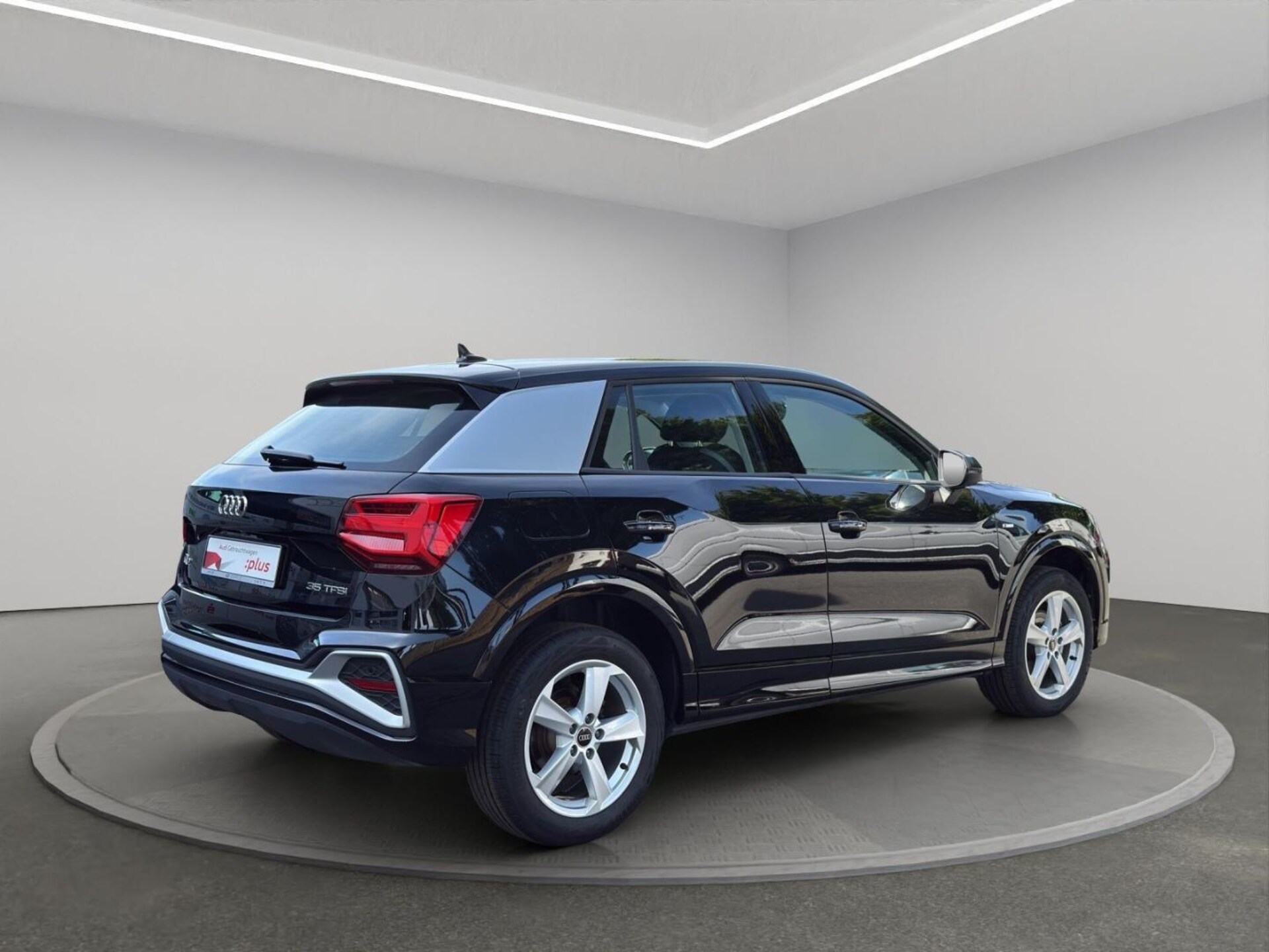 Audi Q2 S line