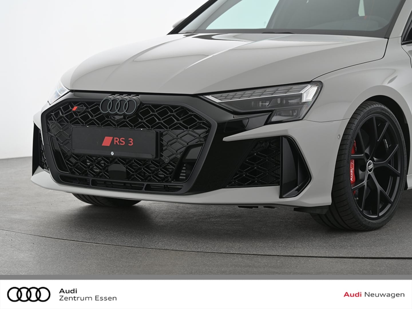 Bild über Audi RS 3 Sportback TFSI quattro 294 kW S tronic - für weitere Informationen kontaktieren Sie den Audi Partner
